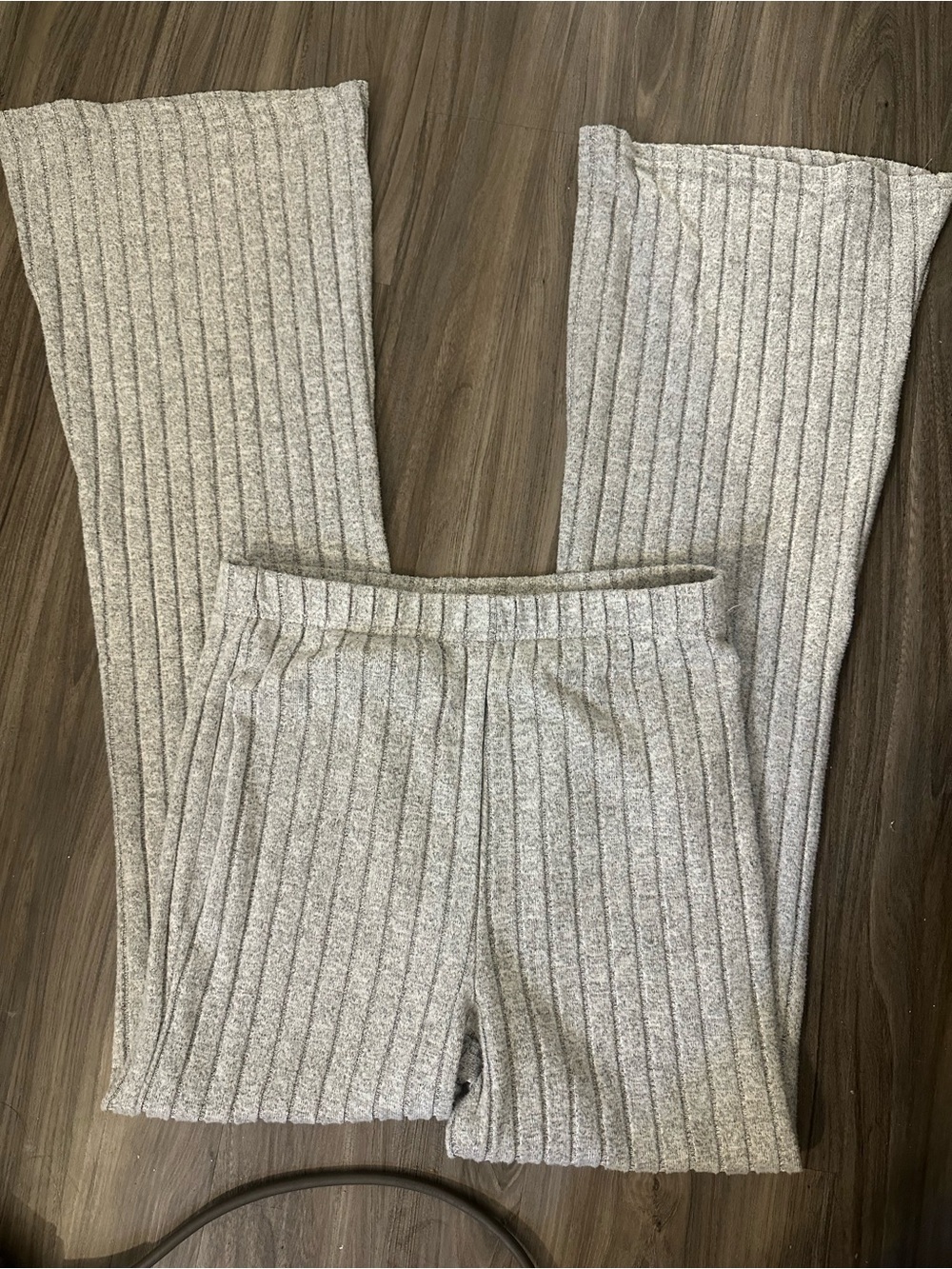 Ribbed grey flare pants